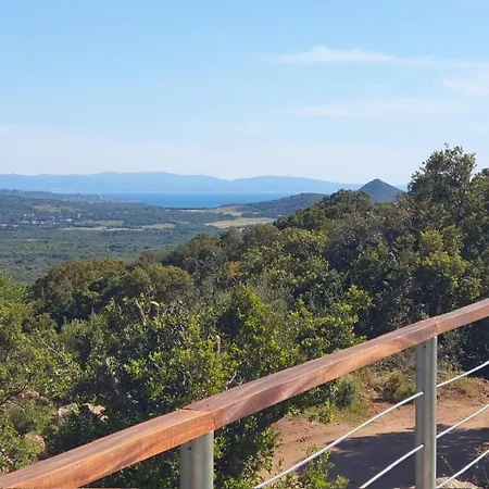 Casa Albitru, Piscine, Vue Et Montagne Holiday home Figari (Corsica)